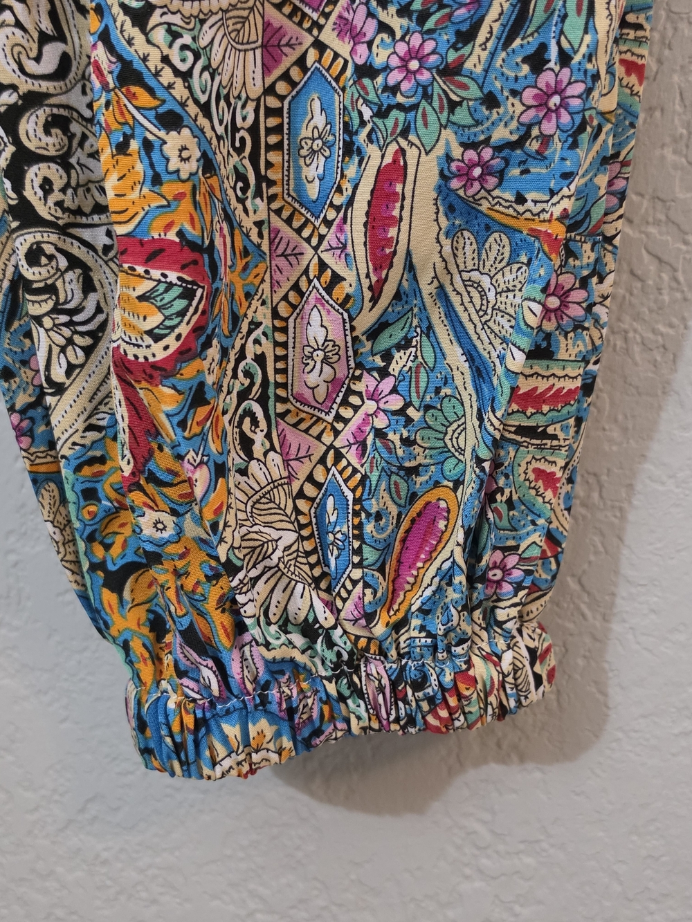Cupshe Paisley Smocked Waist Tapered Leg Cover Up Pants Womens Medium NWOT - Picture 8 of 13